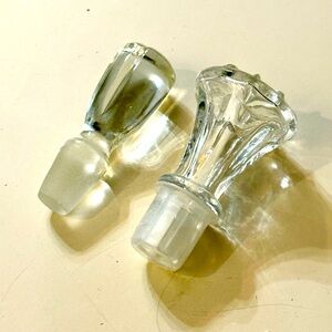 Two VINTAGE Clear Glass Bottle Stoppers, 2.5” and 2,75”